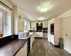 Photo 13- click for photo gallery